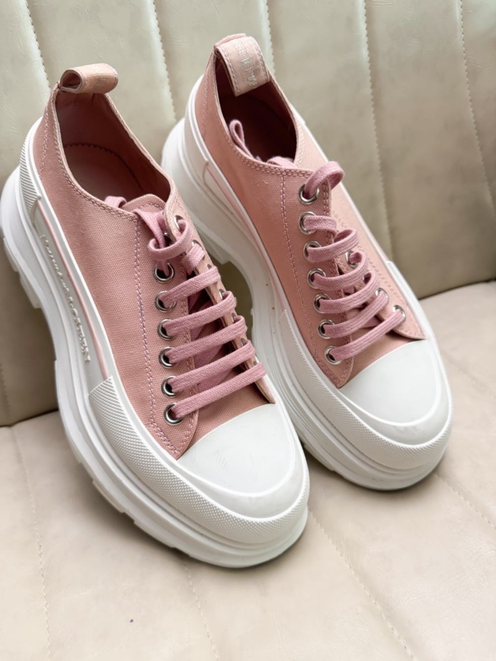 Alexander McQueen Tread Slick Sneakers in baby pink Size 40 (10US Women) - Picture 2 of 3